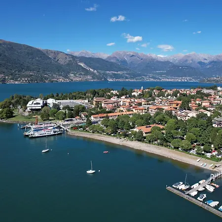 Bungalow Lake View Kamp alanı