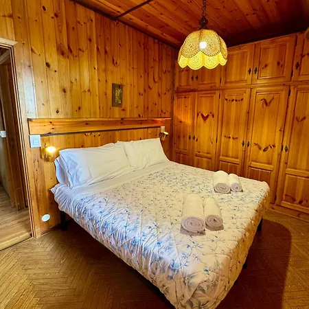 Bungalow Lake View Camping Dervio